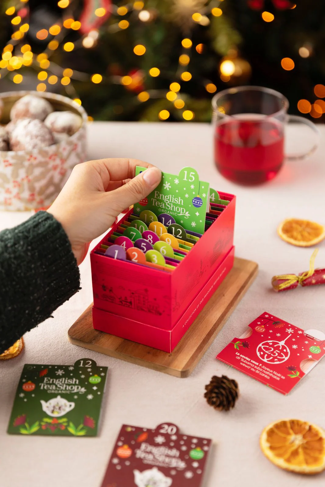 Advent Calendar - White Gift Box - 25 Tea Sachets - Image 3