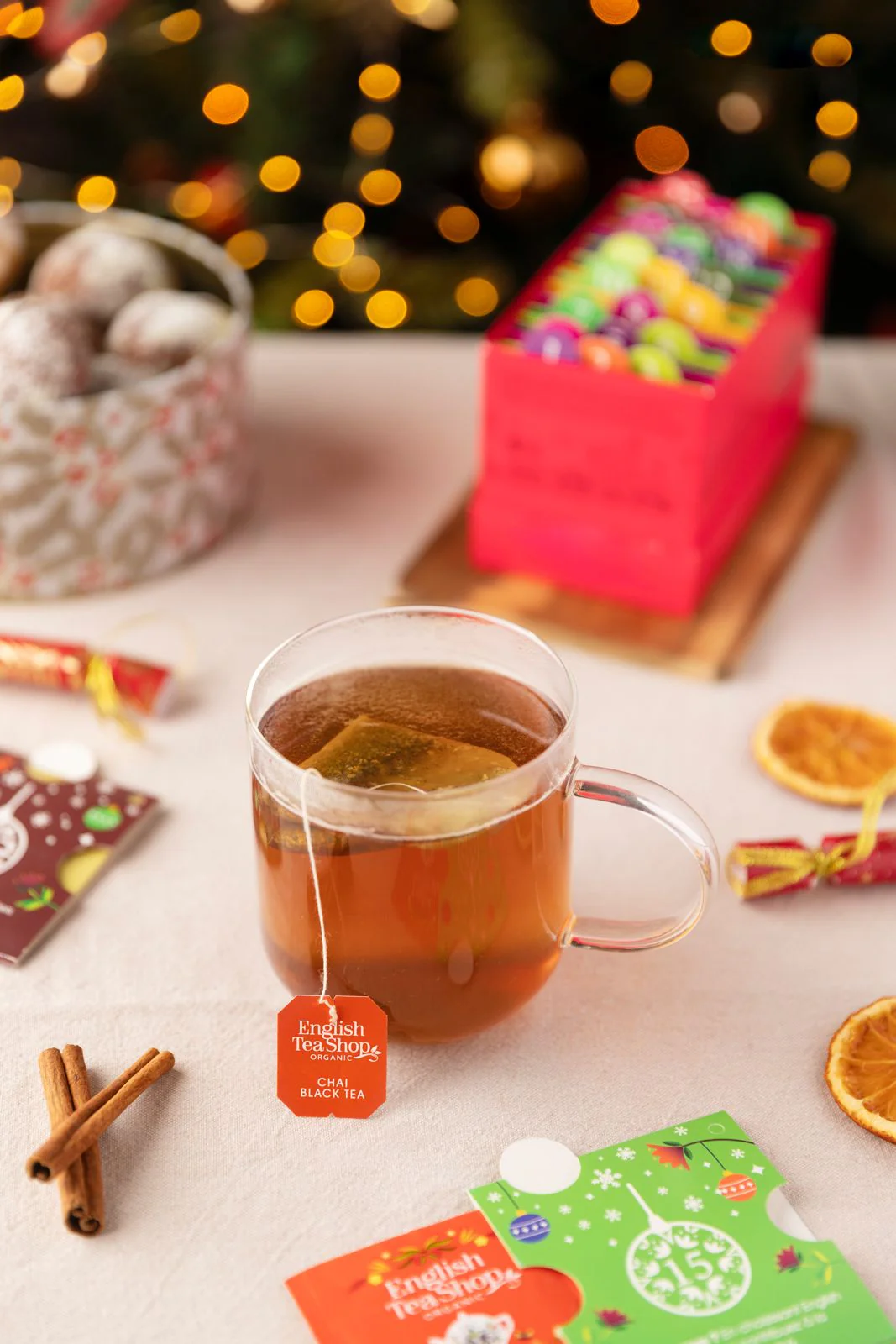 Advent Calendar - White Gift Box - 25 Tea Sachets - Image 5